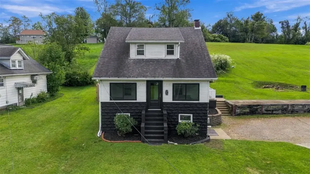 348 Steubenville Pike, Hanover