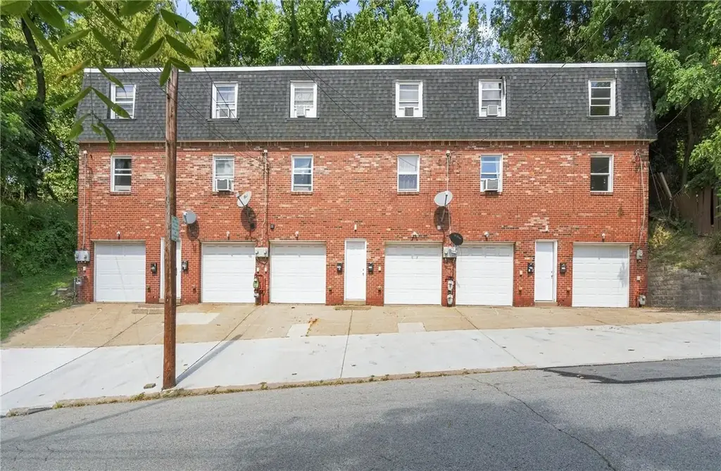 2319 1/2 Patterson, Swissvale
