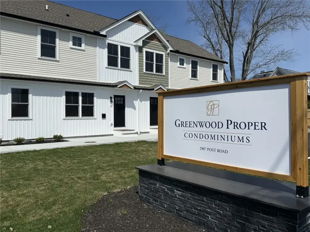 2907 Post Rd # 1, Warwick