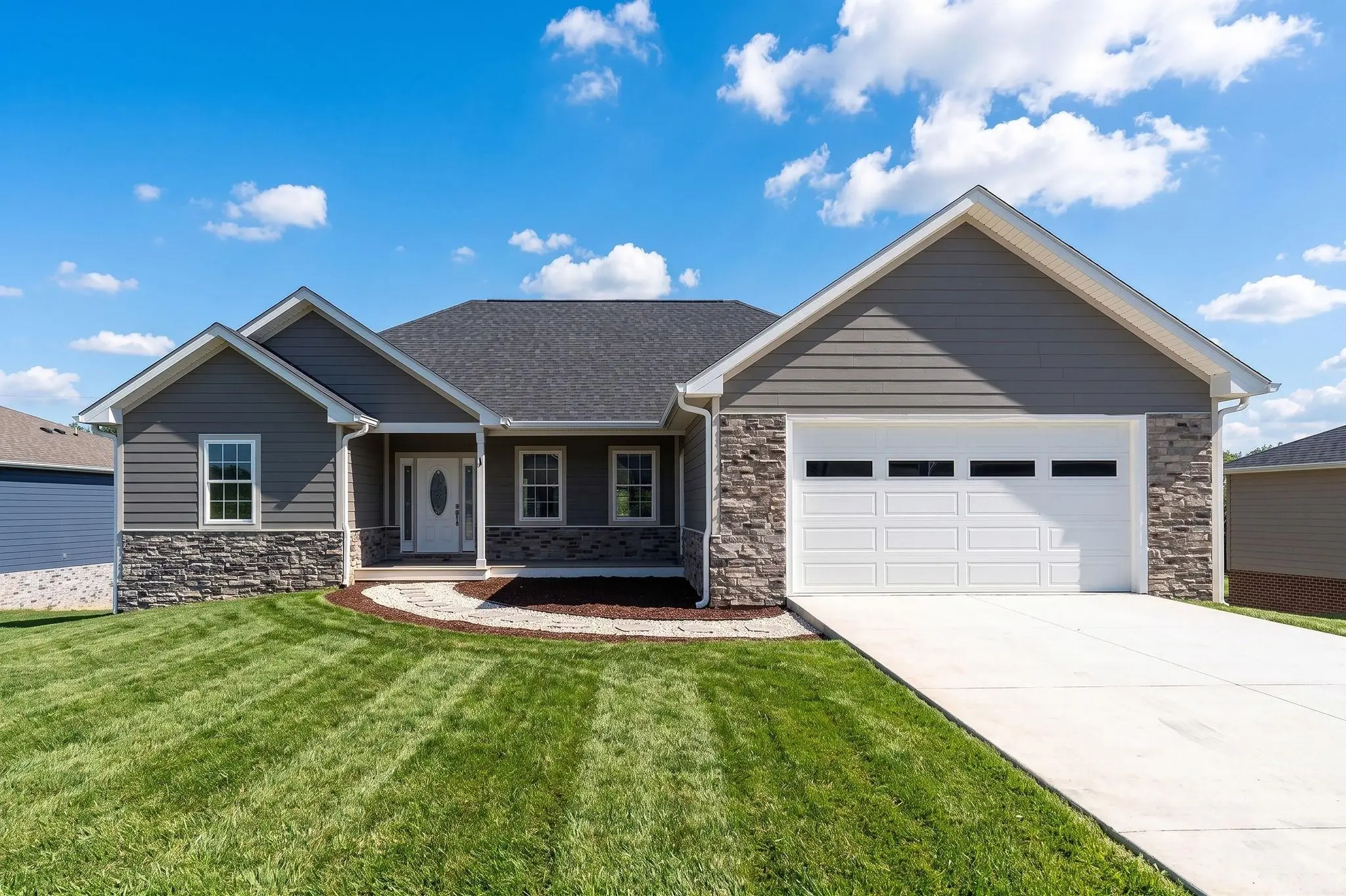 44 Autumn Bluff Dr, Weyers Cave