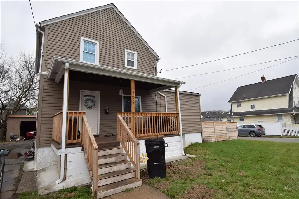 1702 Mcminn Street , Aliquippa