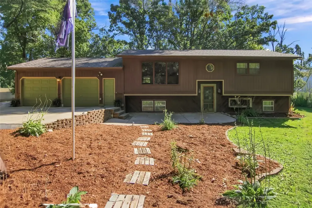 351 Pavelski Road, Eau Claire