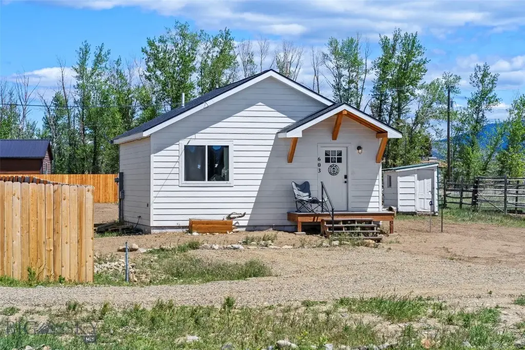 603 Aiden Way, Boulder