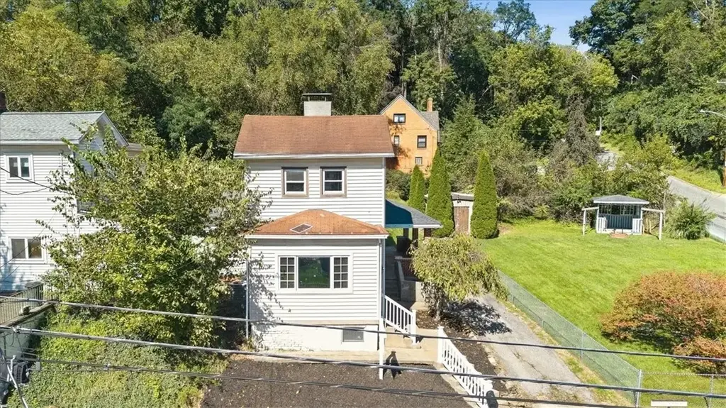 535 Justus Avenue , Carnegie