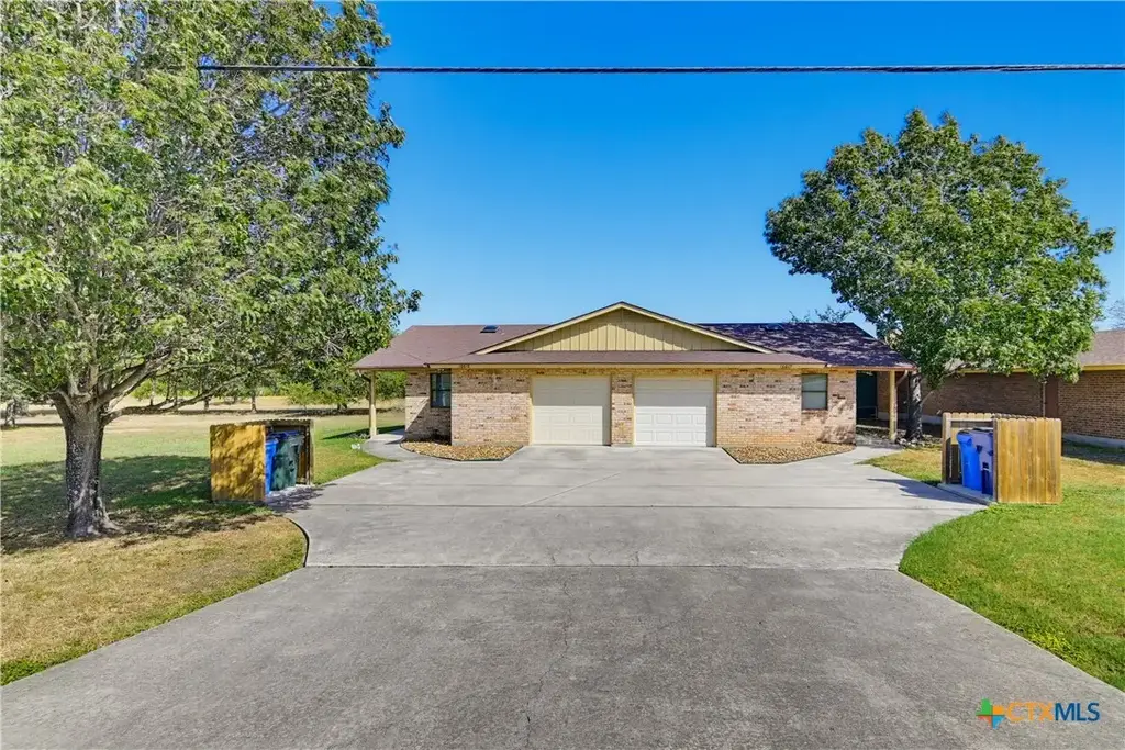 16615 Fm 725, Seguin