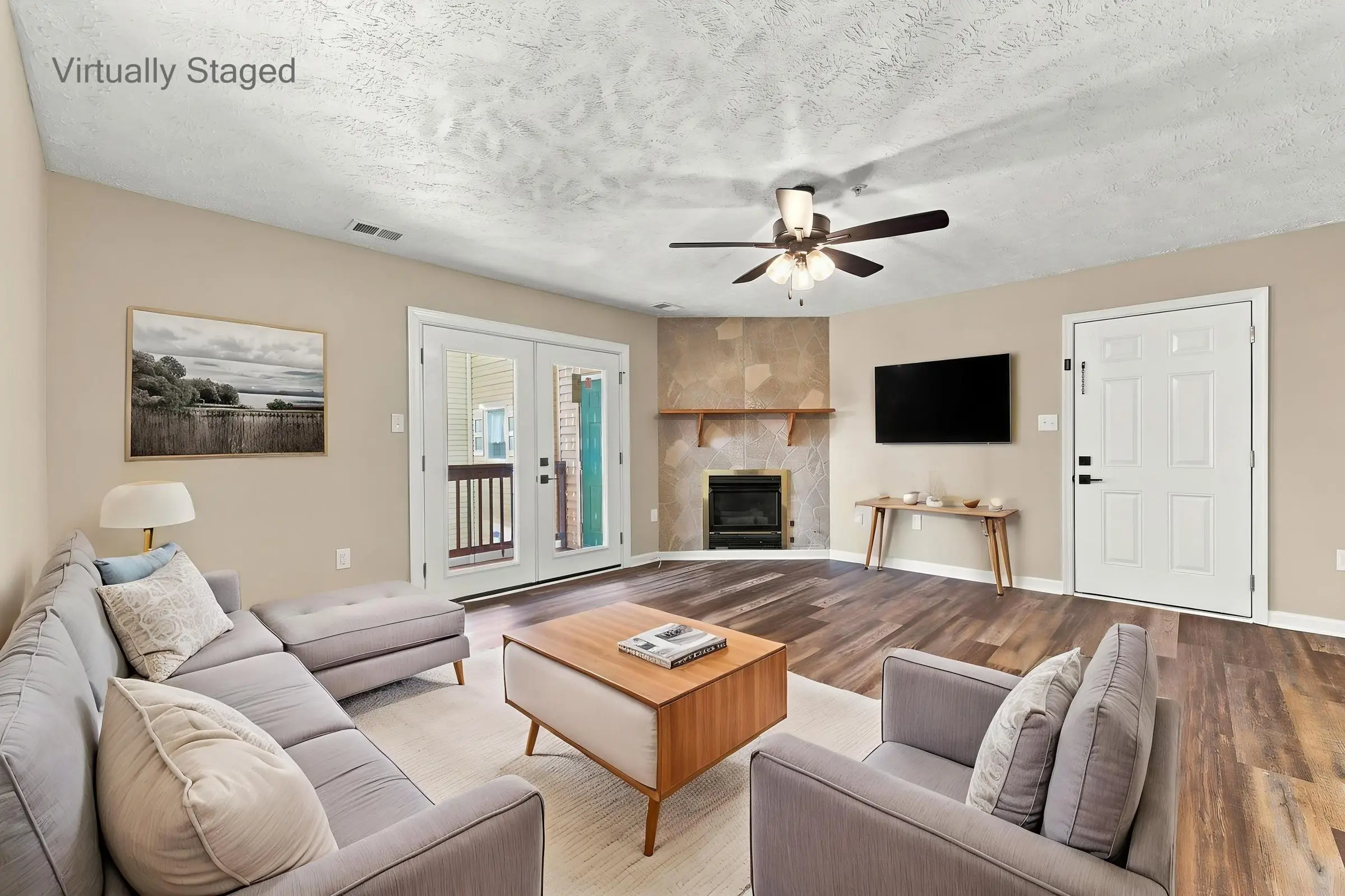 1290 Ox Rd E6, Woodstock
