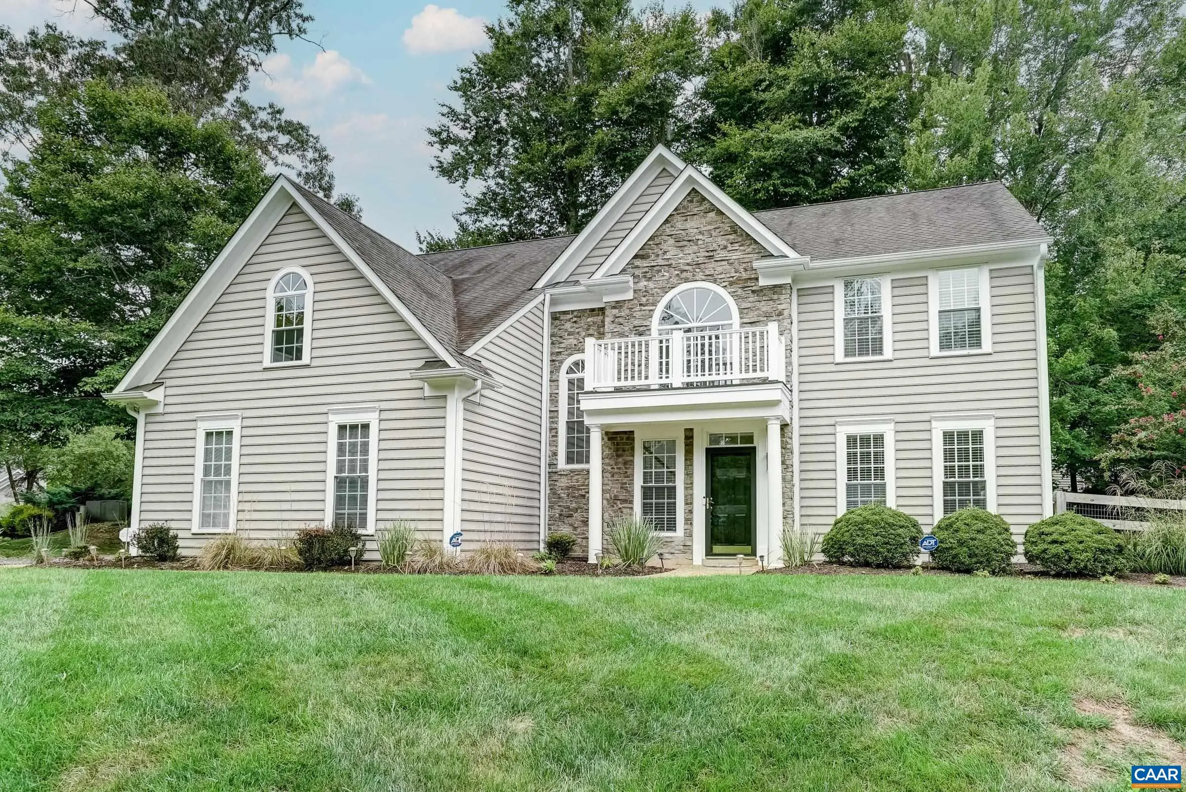 1230 Dunlora Dr, Charlottesville
