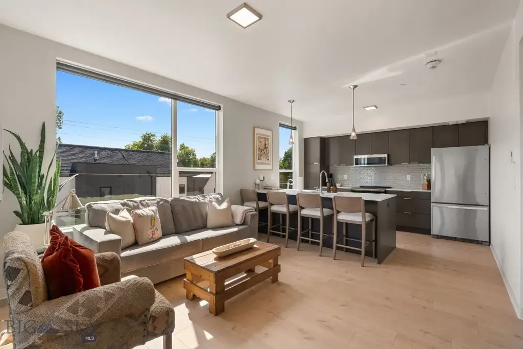 718 W Babcock Street 301, Bozeman