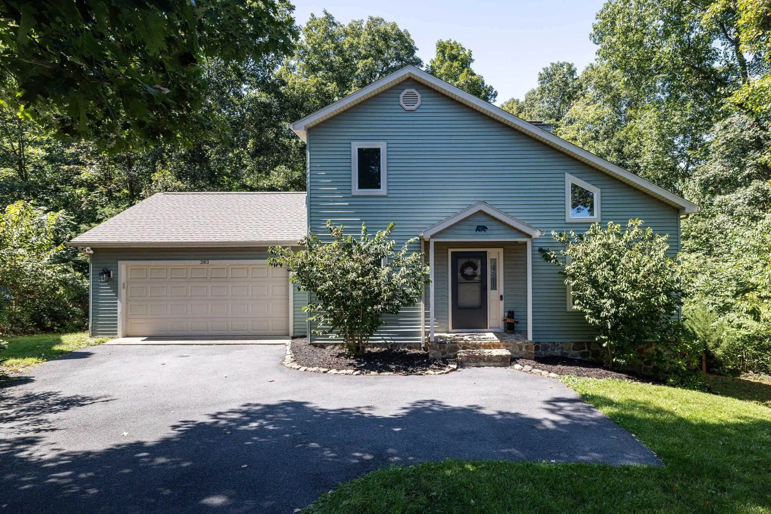 283 Jessamine Pl, Mcgaheysville