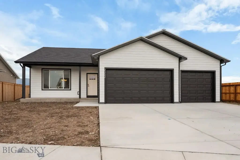 2302 Oriole Drive, Belgrade