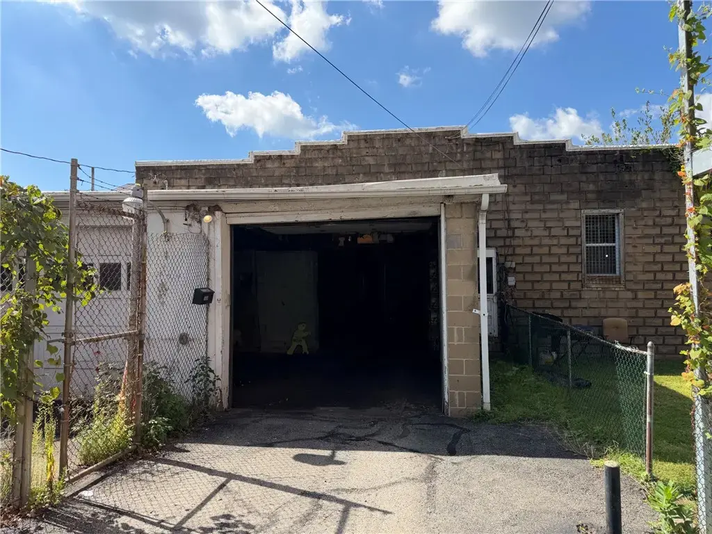1404 4th Avenue , Coraopolis