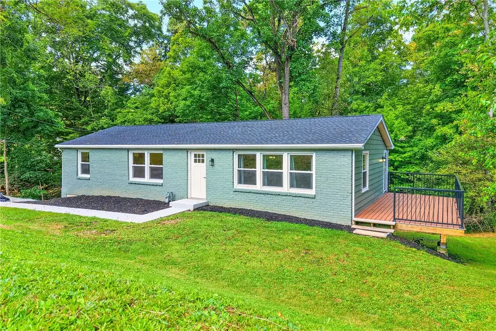 11083 Bouldin Road, North Huntingdon