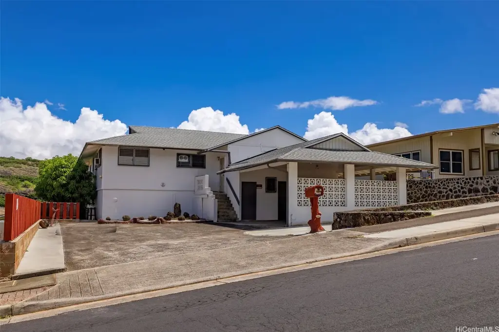 1151 Ala Aloalo Street, Honolulu