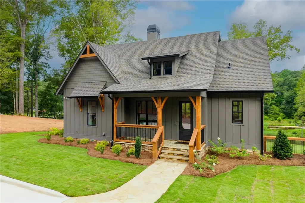 56 Waterfront Way, Alexander City
