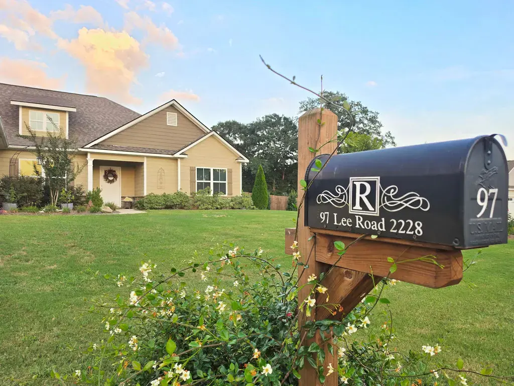 97 Lee Rd 2228, Opelika
