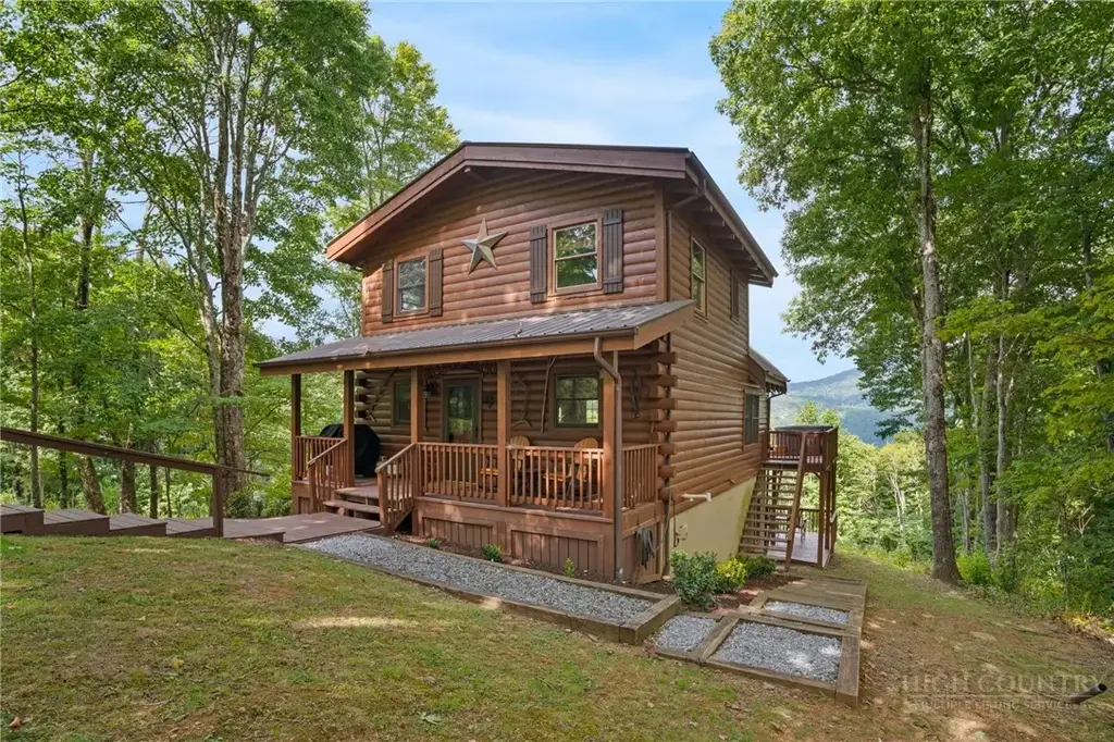 155 Spice Apple Drive, Banner Elk