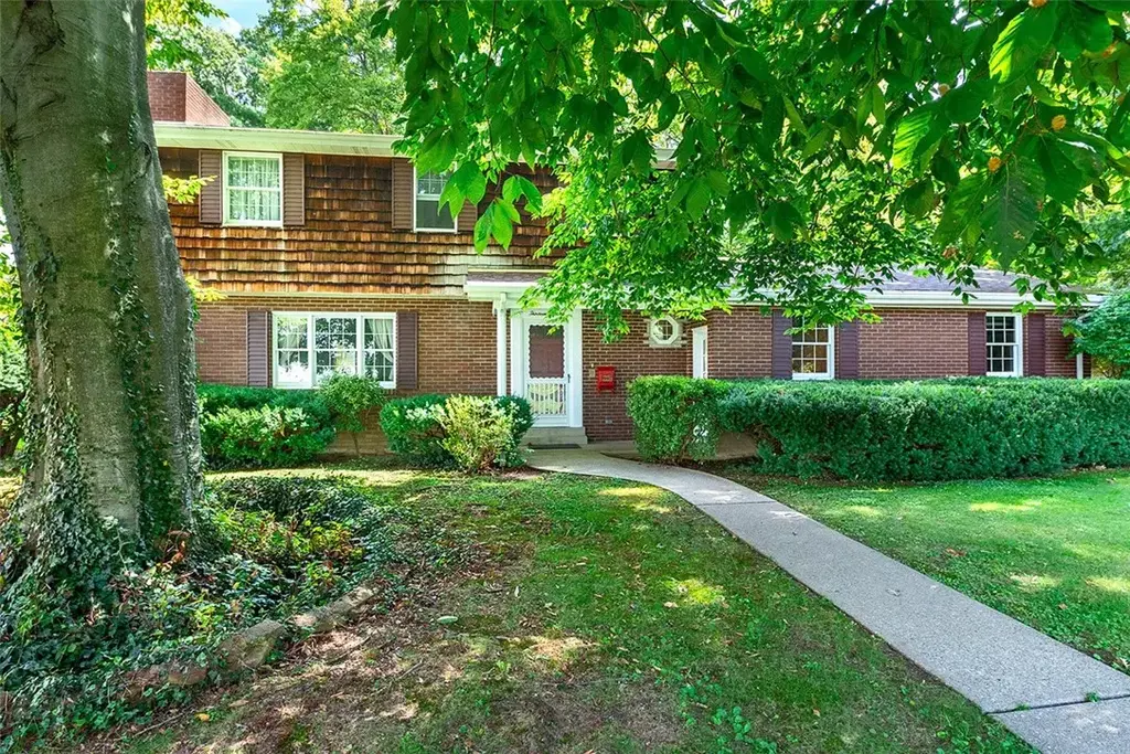 1315 Sycamore Street , Connellsville