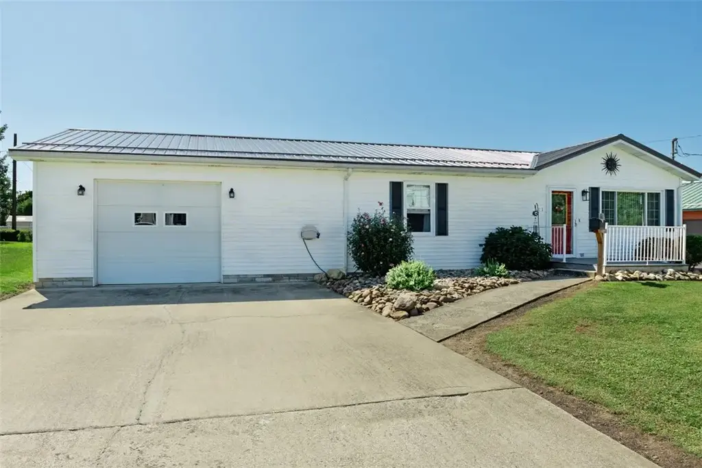 611 Gibson Avenue , Connellsville