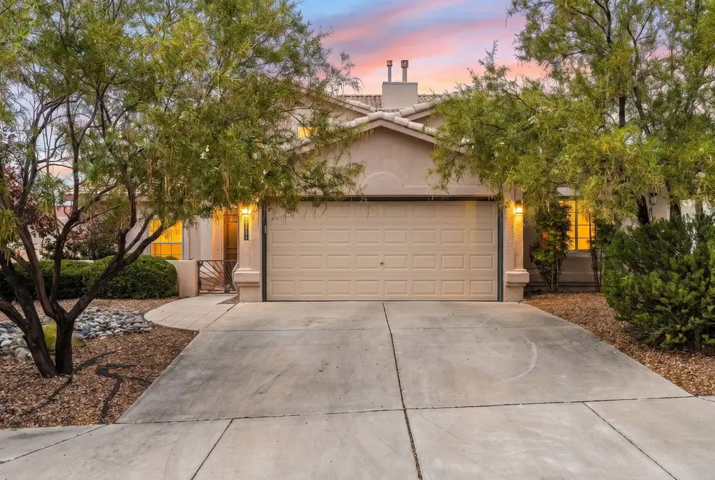 8701 New Hampton Road Ne, Albuquerque