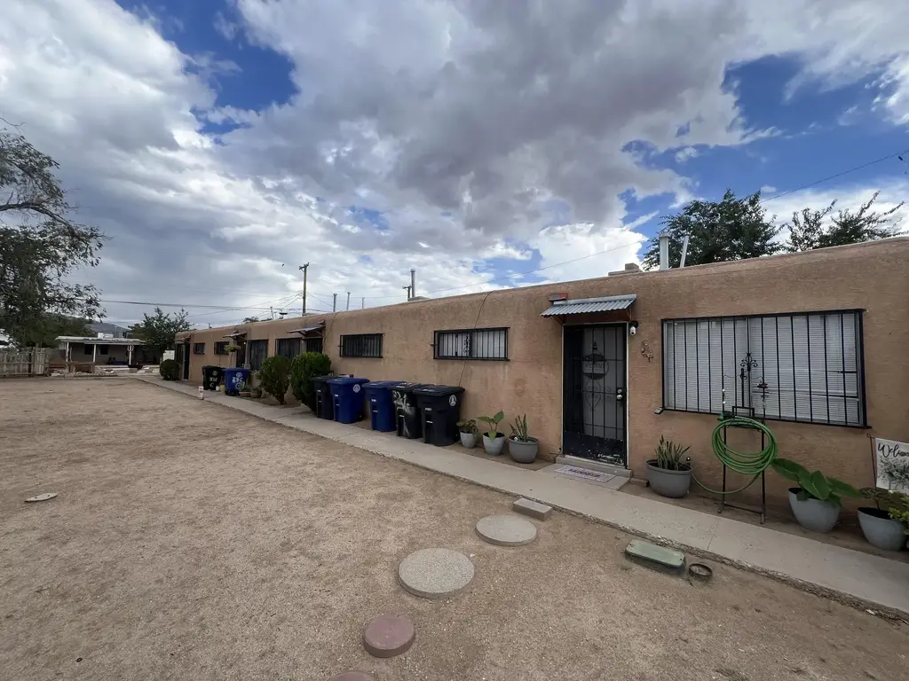 336 Pennsylvania Street Ne, Albuquerque
