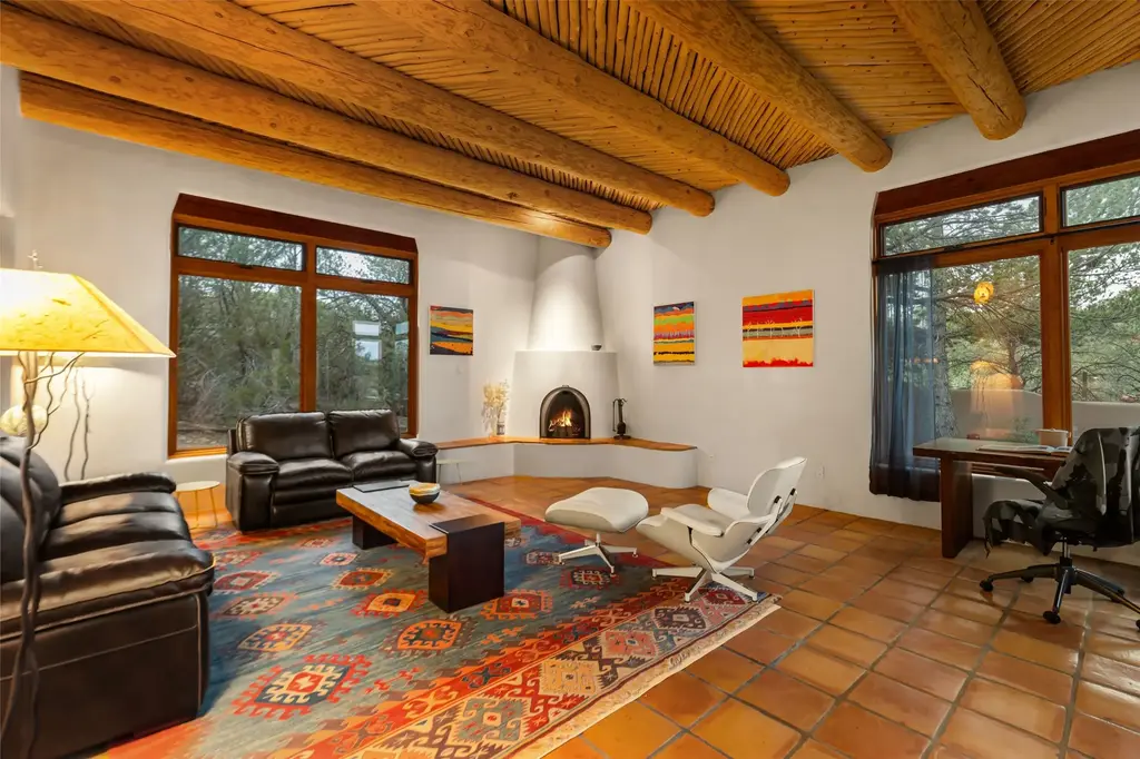 869 Paseo Del Sur, Santa Fe
