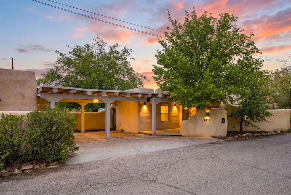 2410 Vicic Road Nw, Albuquerque