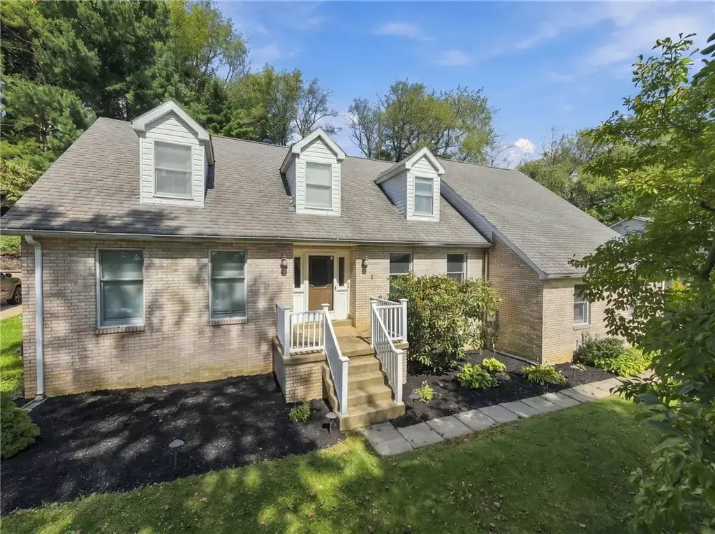 9 Northwood Road , City of Greensburg