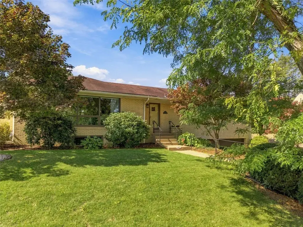 13 Carleton Drive , Mt Lebanon