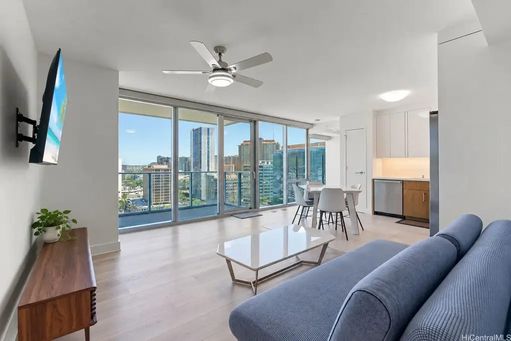 (unit #2003) 629 Keeaumoku Street, Honolulu