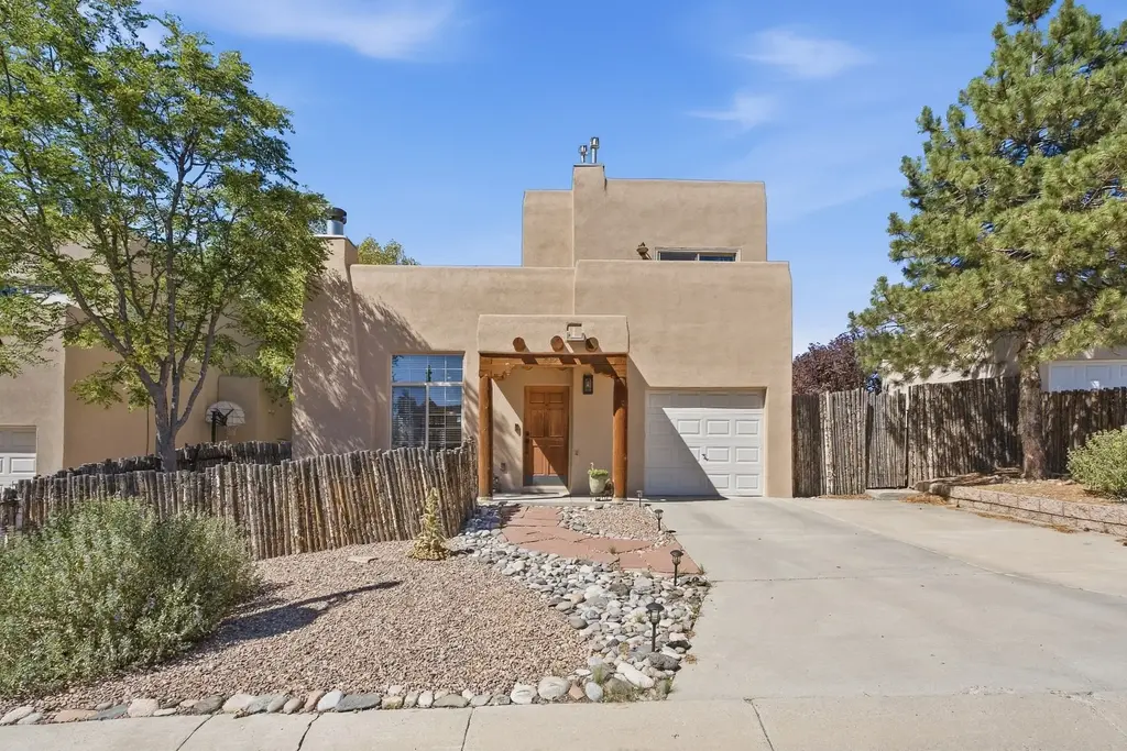 4157 Raindance Lane, Santa Fe