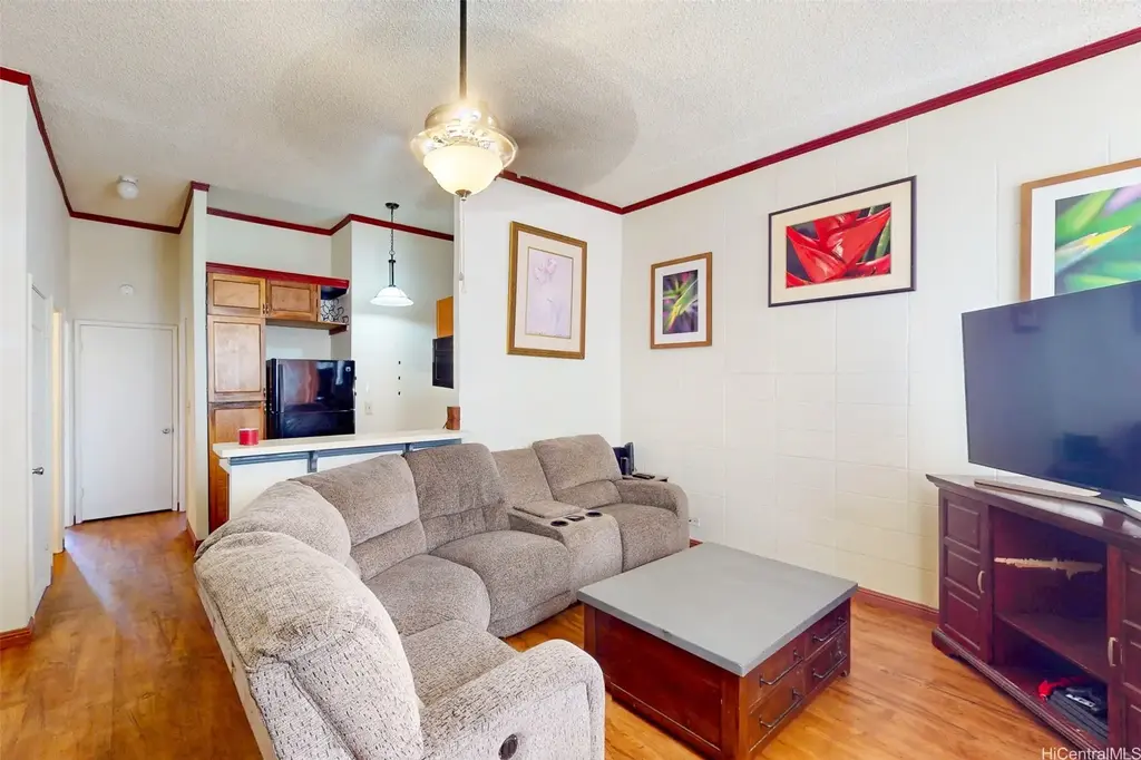(unit #e103) 94-246 Leoku Street, Waipahu