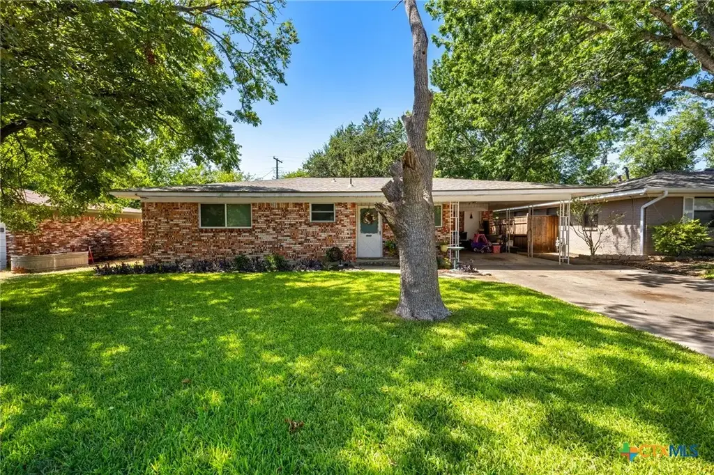 3213 Lawnwood Drive, Temple
