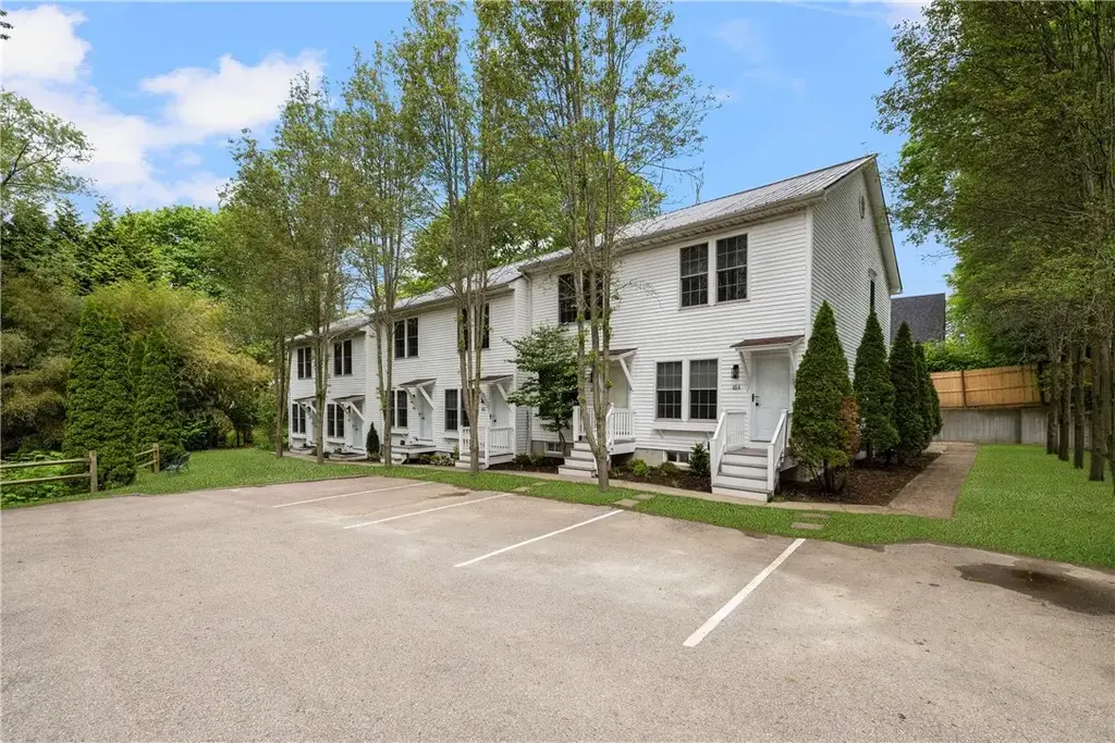 45 Cherry Ln # B, South Kingstown