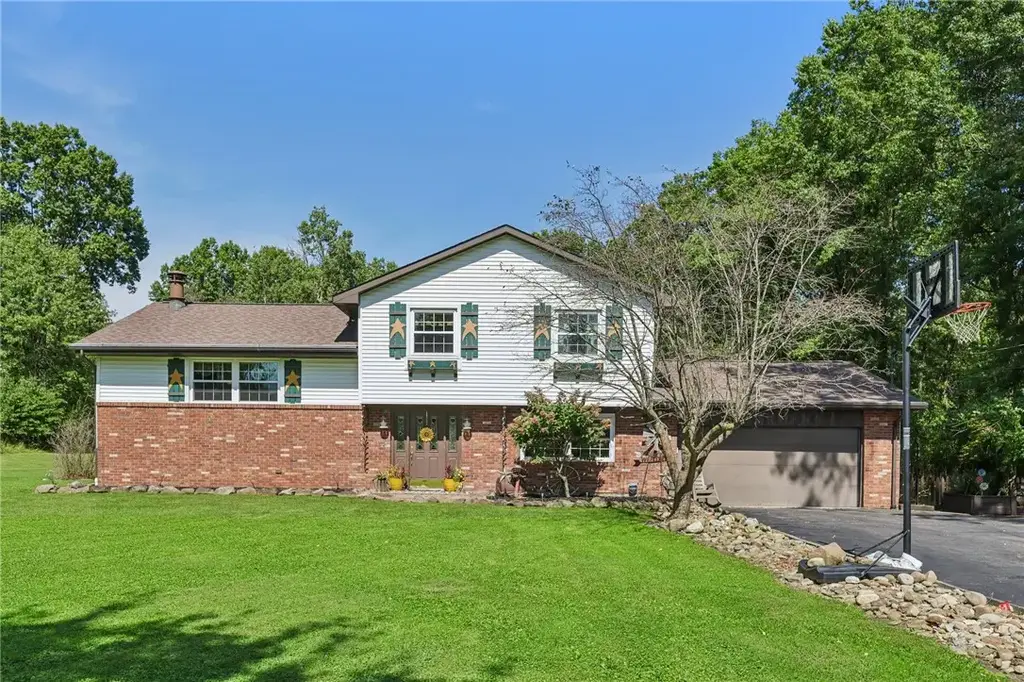 171 Mcclelland Road, North Beaver