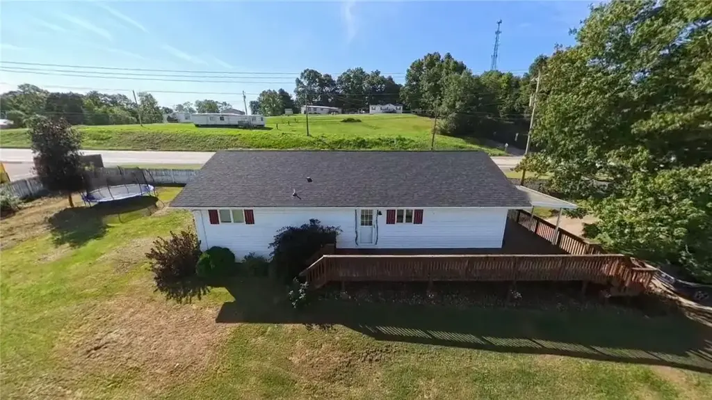 1801 Route 422 , Clearfield