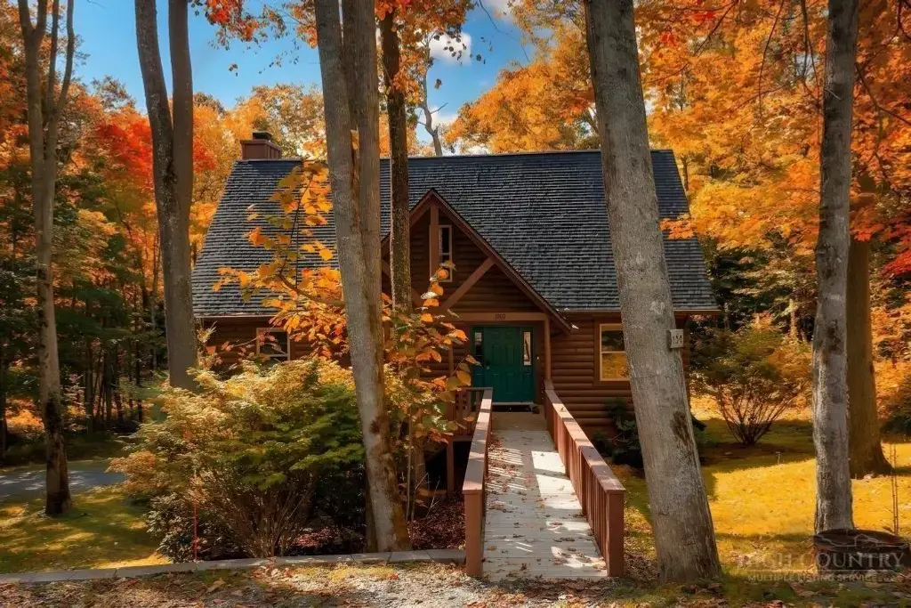 358 Green Cove Road, Sugar Mountain