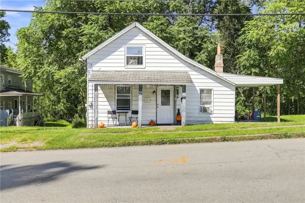416 Snyder Street , Connellsville