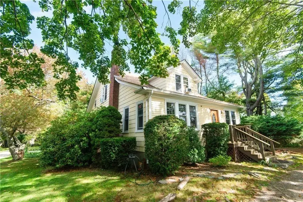 556 East Main Rd, Middletown