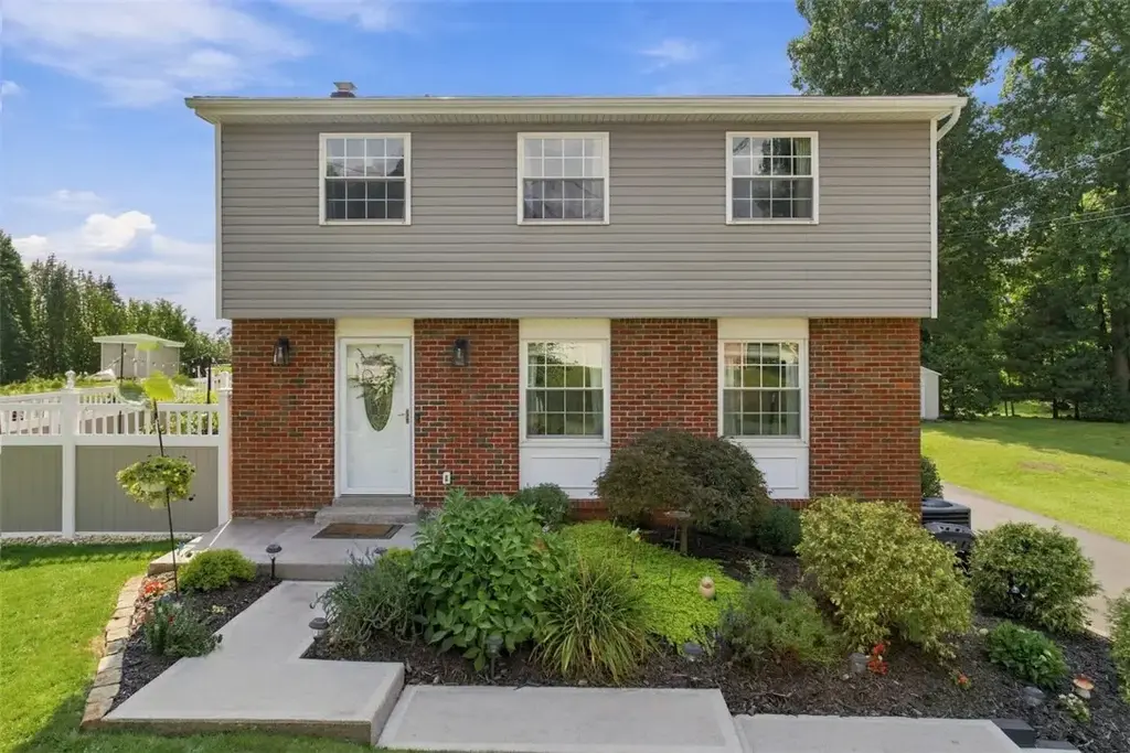 1514 Fernledge Drive , Shaler