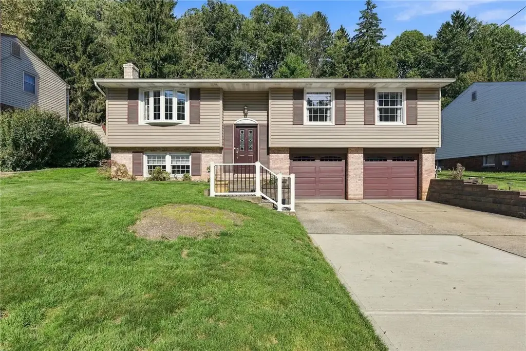 711 Pine Valley Drive, Plum Boro