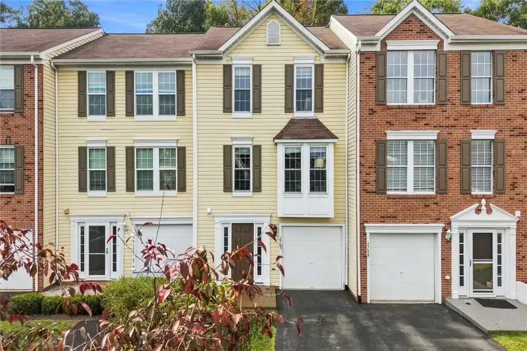 2787 Drake Court , Hampton