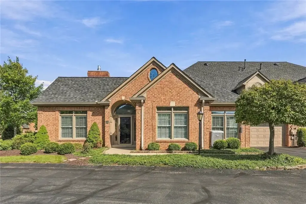 602 Applehill Court, Adams