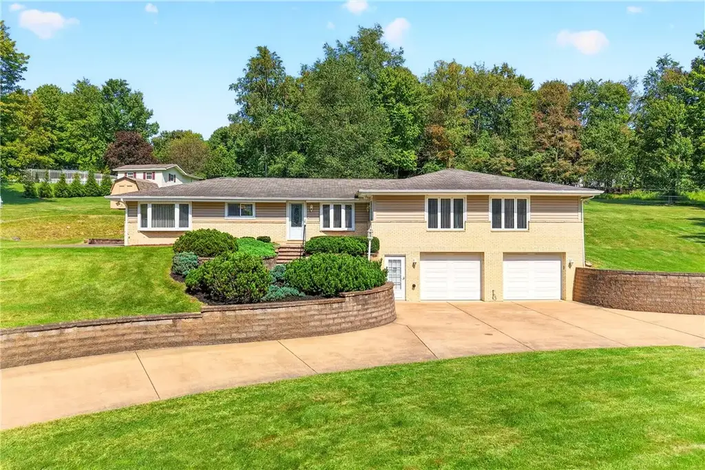 312 Gringo Independence Road R, Hopewell