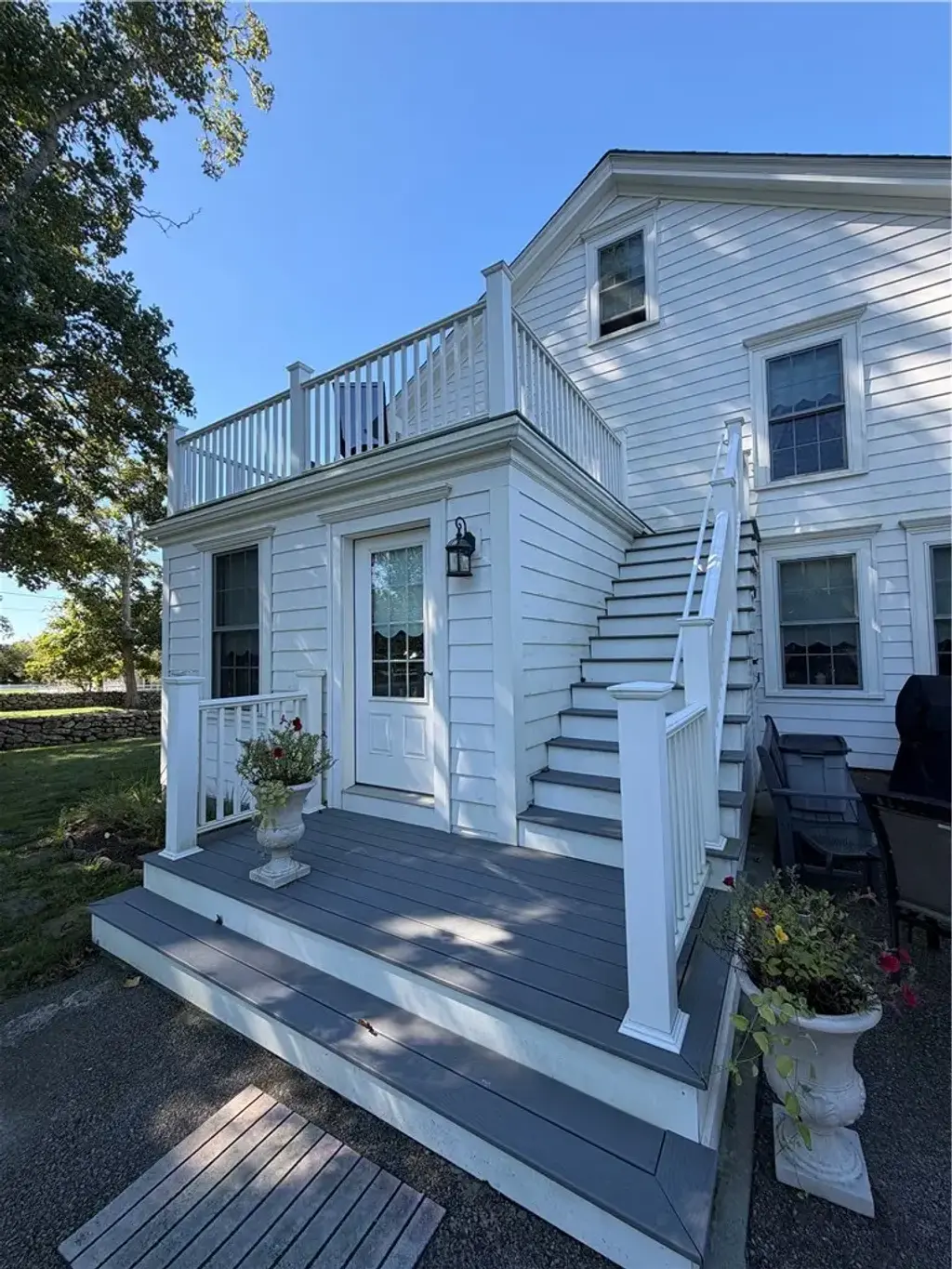 9 William Sisson Rd, Little Compton
