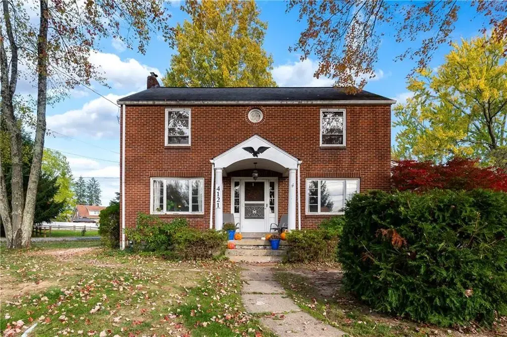 4121 Loring Street, Twp of But SW