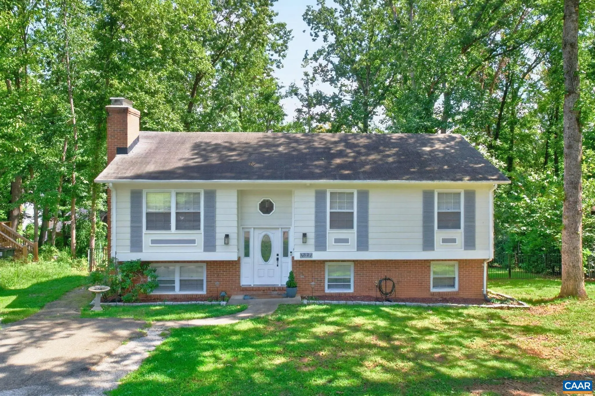 1321 Oak Tree Ln, Charlottesville