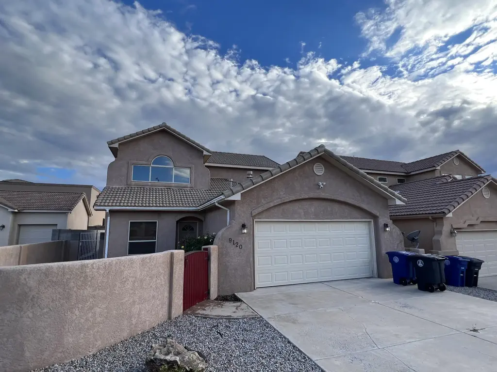 9120 Village Avenue Ne, Albuquerque