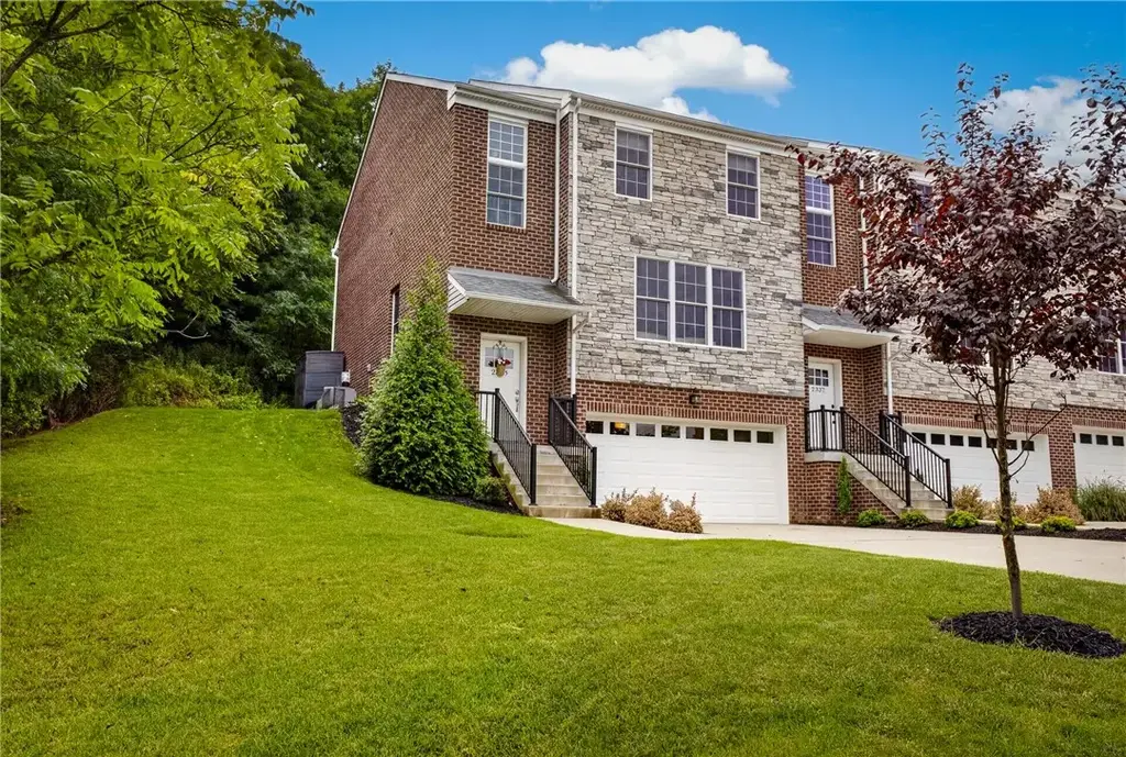 2335 Old Greentree Road , Scott