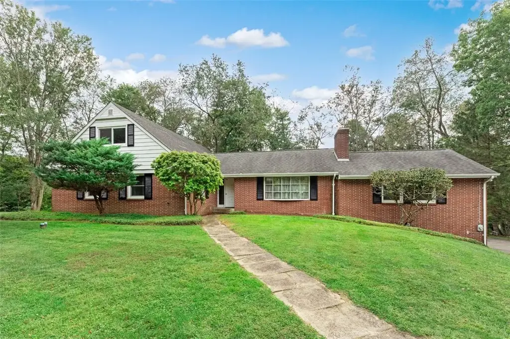 4940 Northlawn Circle, Murrysville