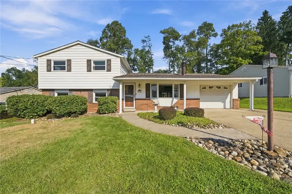 136 Sunrise Drive , Penn